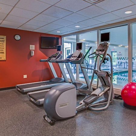 Hilton Garden Inn Cleveland Airport Fairview Park Exterior foto